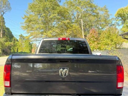 Used 2014 RAM 1500 Express RWD image 5