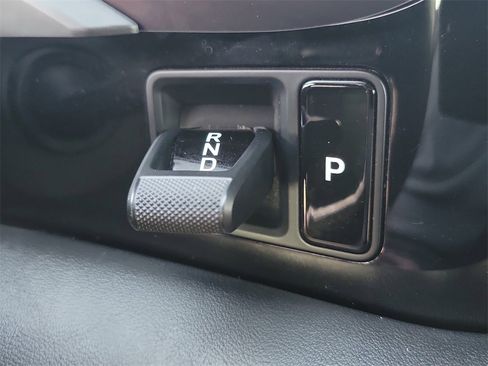 Used 2021 Porsche Taycan 4S image 10