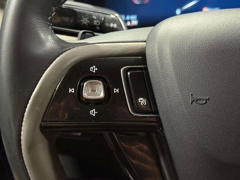 Certified 2023 Lincoln Corsair Reserve image 11