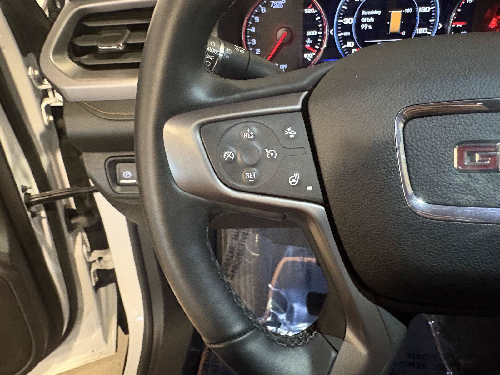 Used 2023 GMC Acadia AT4 w/ Technology Package AWD/4WD image 26