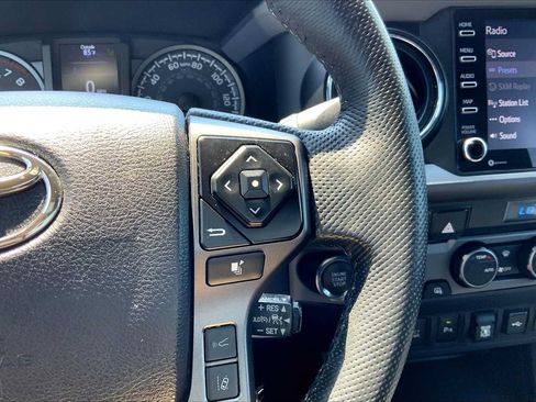 Used 2022 Toyota Tacoma TRD Sport w/ Technology Package AWD/4WD image 22