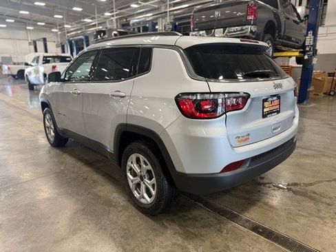 New 2025 Jeep Compass Latitude w/ Sun & Sound Group image 5