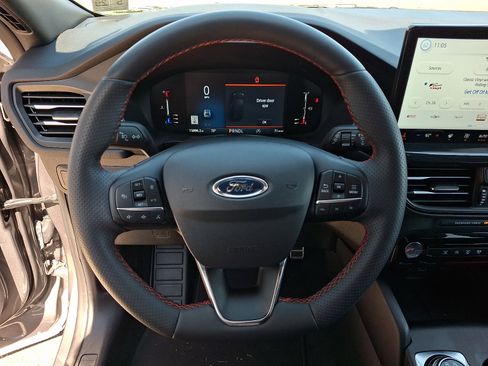Certified 2024 Ford Escape ST-Line w/ Tech Pack #1 AWD/4WD image 20