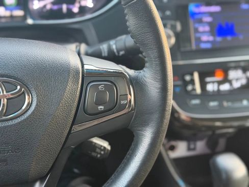 Used 2014 Toyota Avalon XLE image 15