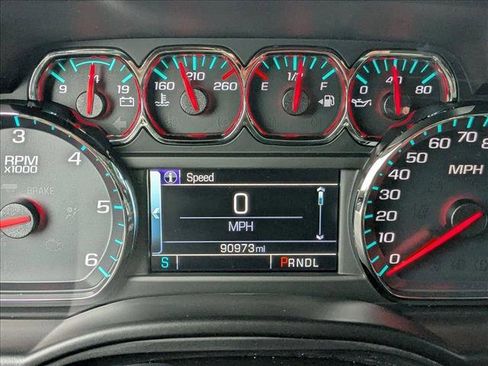 Used 2018 GMC Yukon SLE w/ SLE Value Package image 11