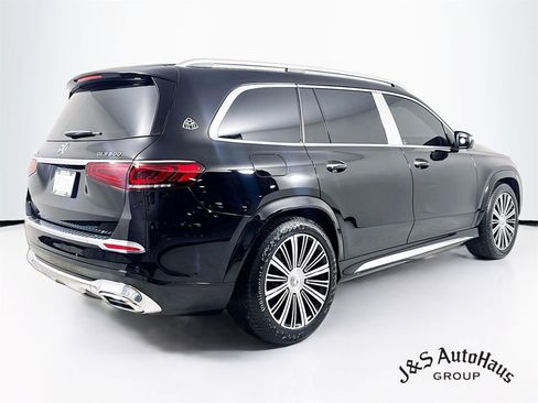 Used 2023 Mercedes-Benz Maybach GLS 600 4MATIC image 7