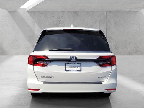 Used 2023 Honda Odyssey Sport image 5