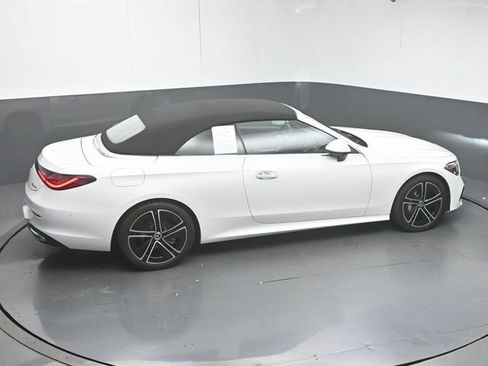 Used 2026 Mercedes-Benz CLE 300 4MATIC Cabriolet image 52