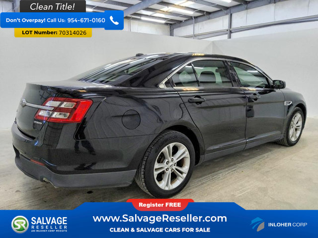 Used 2017 Ford Taurus SE FWD image 4
