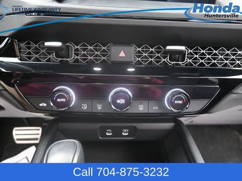 Used 2023 Honda Accord Sport image 25