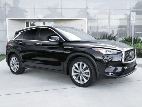 Used 2022 INFINITI QX50 Luxe FWD image 4