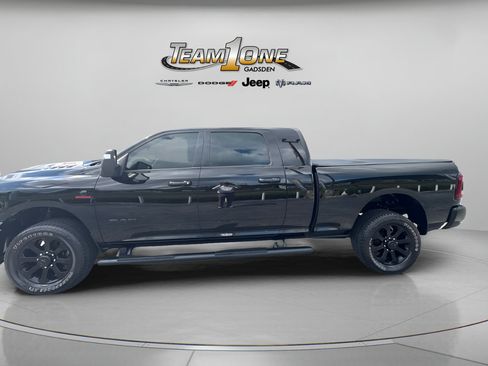 Used 2024 RAM 2500 Laramie w/ Night Edition AWD/4WD image 5