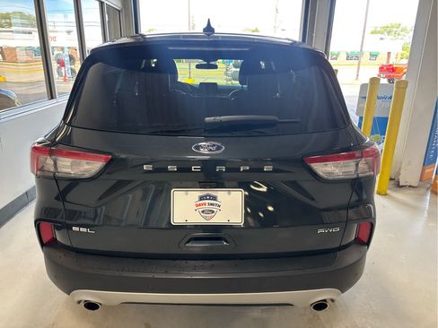 Used 2022 Ford Escape SEL w/ Technology Package AWD/4WD image 10