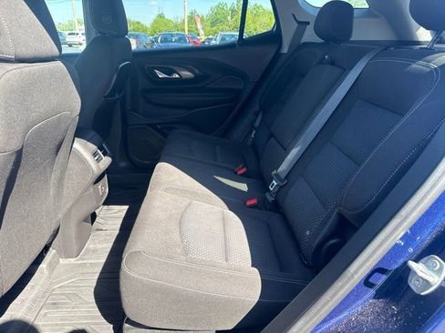 Used 2023 GMC Terrain SLE w/ LPO, Floor Liner Package FWD image 11