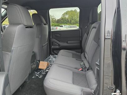 New 2026 Nissan Frontier SV w/ SV Convenience Package