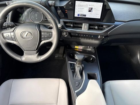 Used 2024 Lexus UX 250h FWD image 26