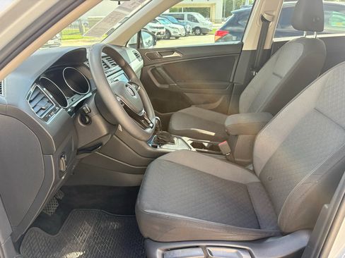 Used 2018 Volkswagen Tiguan S FWD image 10