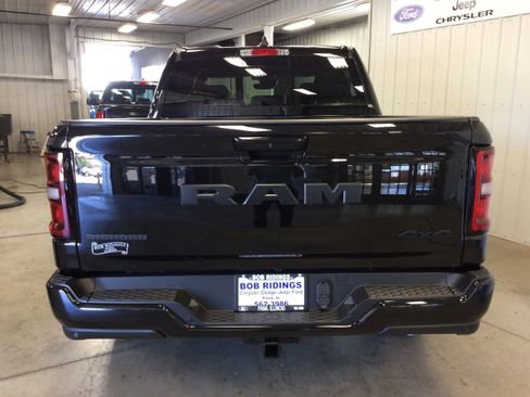 New 2025 RAM 1500 Big Horn AWD/4WD image 4