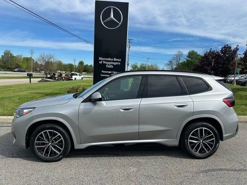 Used 2024 BMW X1 xDrive28i w/ Technology Package AWD/4WD image 2