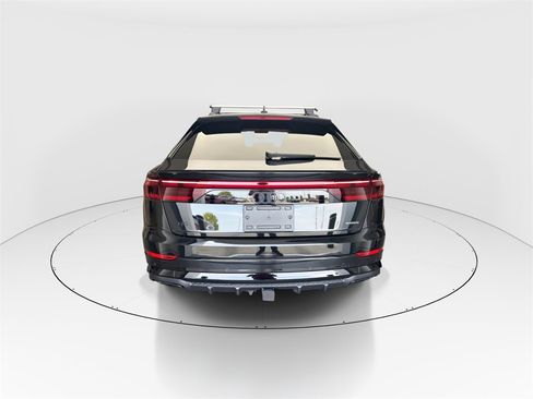 Certified 2025 Audi Q8 Premium Plus w/ Premium Plus Package image 7