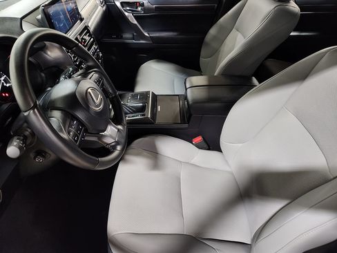 Used 2023 Lexus GX 460 w/ Black Line Special Edition AWD/4WD image 29