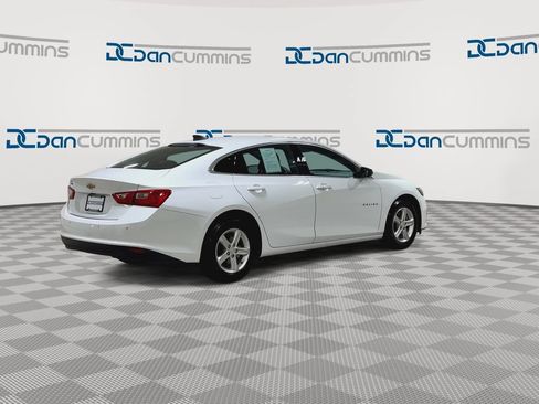 Used 2023 Chevrolet Malibu LS w/ Driver Confidence Package FWD image 8