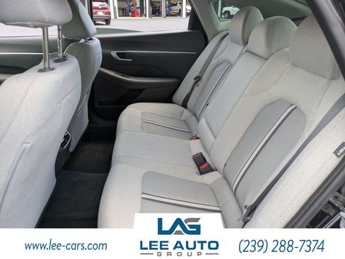 Used 2020 Hyundai Sonata SEL w/ Convenience Package FWD image 11