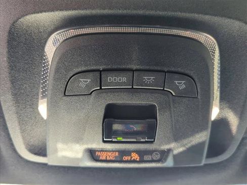 Used 2024 Toyota Corolla SE FWD image 24