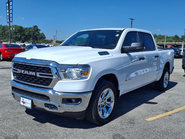Used 2024 RAM 1500 Lone Star AWD/4WD image 3