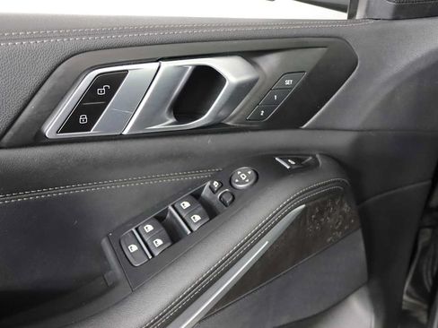 Used 2023 BMW X5 xDrive40i AWD/4WD image 15