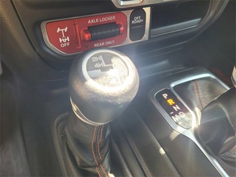 Used 2022 Jeep Gladiator Mojave w/ Trailer Tow Package image 23