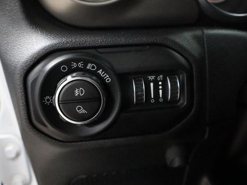 Used 2020 Jeep Gladiator Sport w/ Quick Order Package 24S AWD/4WD image 14