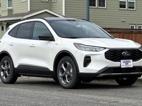 New 2025 Ford Escape ST-Line w/ Equipment Group 301A image 7