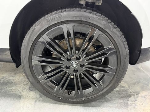 Used 2023 Land Rover Range Rover SE AWD/4WD image 28