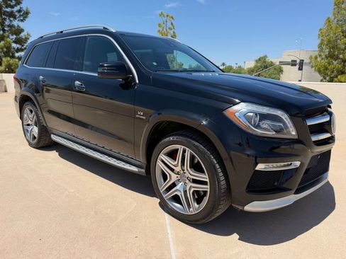 Used 2014 Mercedes-Benz GL 63 AMG 4MATIC w/ Accessory Chrome Package image 21