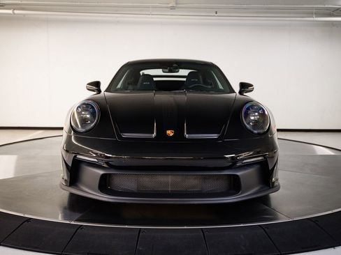Certified 2024 Porsche 911 GT3 RWD image 10