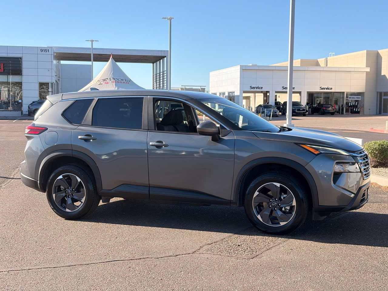 Certified 2025 Nissan Rogue SV FWD image 8