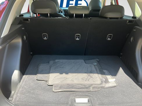 Certified 2025 Hyundai Kona Limited FWD image 17