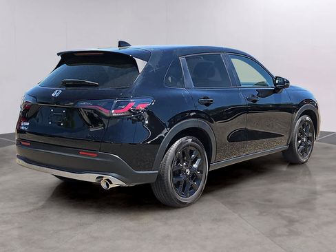 Certified 2024 Honda HR-V Sport image 4