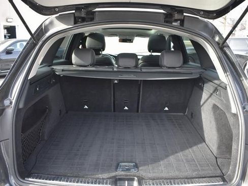 Used 2020 Mercedes-Benz GLC 300 4MATIC image 28