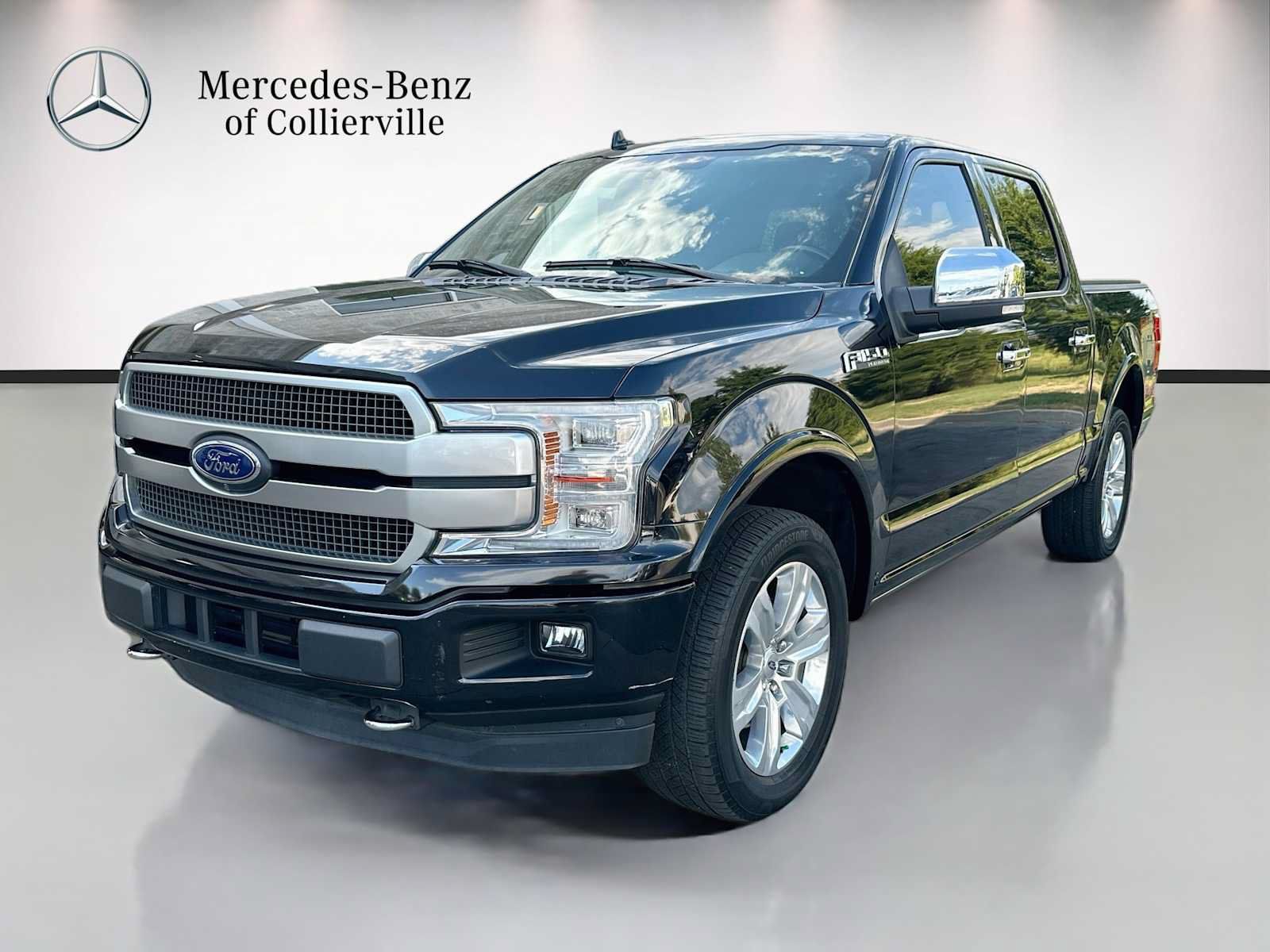 Used 2019 Ford F150 Platinum w/ Equipment Group 701A Luxury AWD/4WD image 1