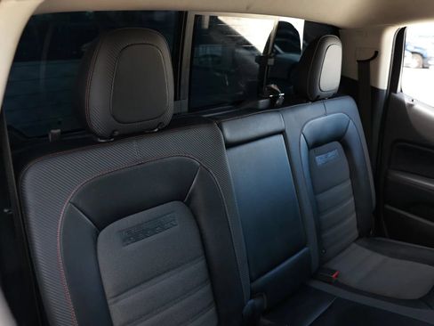 Used 2017 GMC Canyon SLE w/ All Terrain X Package AWD/4WD image 17