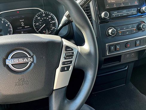 Used 2023 Nissan Titan SV RWD image 21