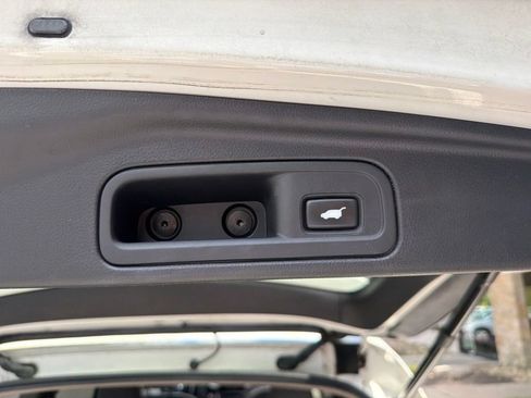 Used 2017 Honda Pilot EX-L image 13