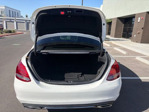 Used 2018 Mercedes-Benz C 300 Sedan image 9