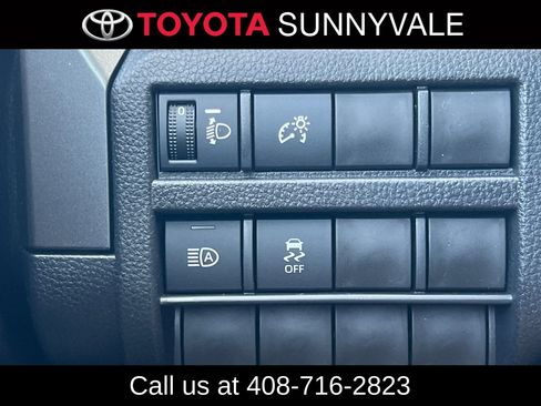 Used 2026 Toyota Tacoma SR5 AWD/4WD image 30