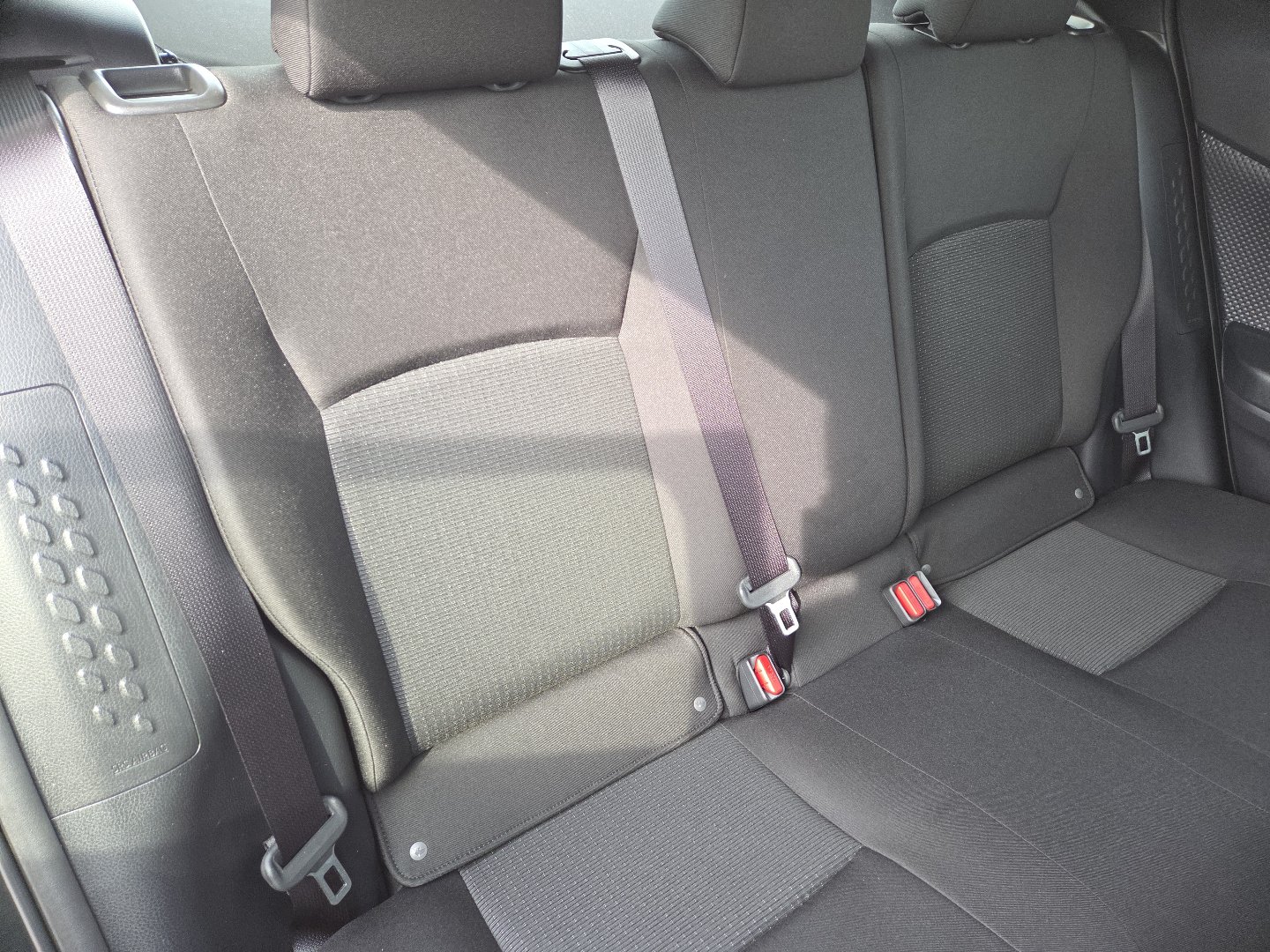 Used 2019 Toyota C-HR LE FWD image 19