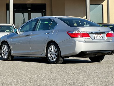 Used 2013 Honda Accord EX image 5