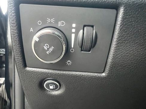 Used 2017 Jeep Grand Cherokee Trailhawk w/ Trailhawk Luxury Group image 19