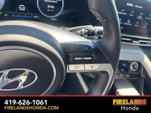 Used 2023 Hyundai Elantra Limited FWD image 20